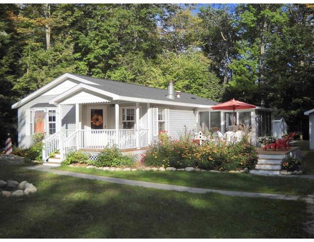 front view picture of 13372 N Knollwood Drive, Northport, MI. 49670