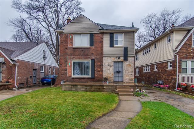 front view picture of 14329 Montrose Street, Detroit, MI. 48227