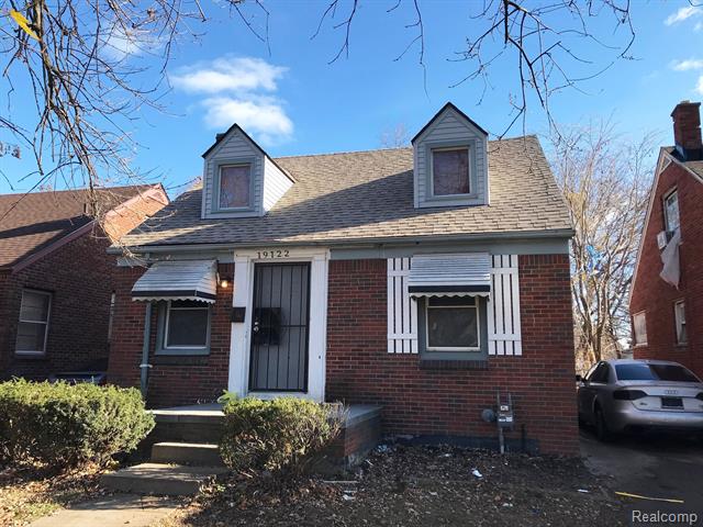 front view picture of 19722 Waltham Street, Detroit, MI. 48205