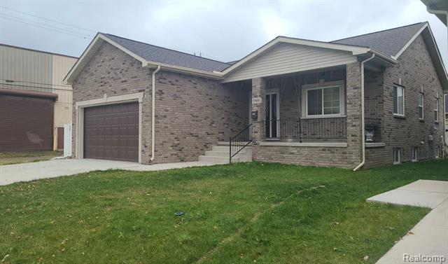 front view picture of 17651 Dora Street, Melvindale, MI. 48122