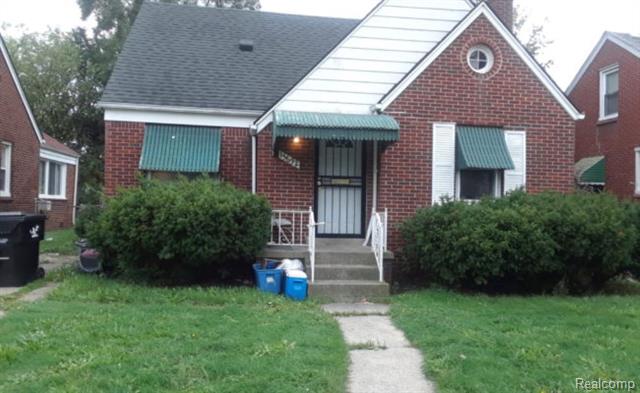 front view picture of 15692 Manning Street, Detroit, MI. 48205