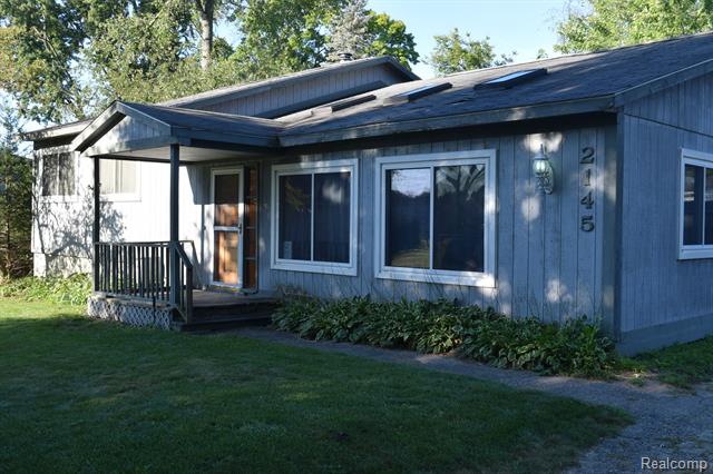 front view picture of 2145 Terrapin St, Walled Lake, MI. 48390
