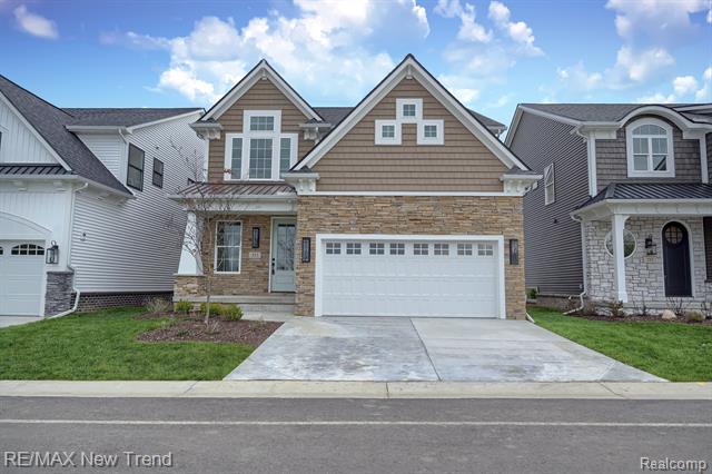front view picture of 213 Mountain View Lane, Milford, MI. 48381