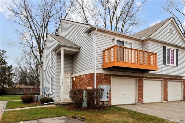 front view picture of 37447 Stonegate Circle, Clinton Township, MI. 48036