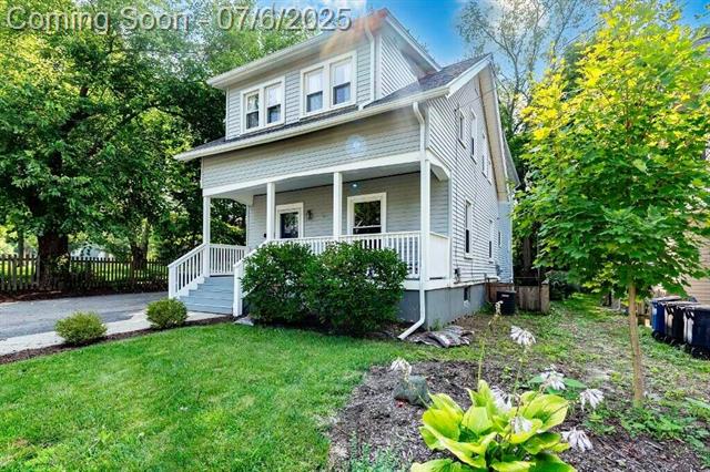 front view picture of 1212 Wells Street, Ann Arbor, MI. 48104
