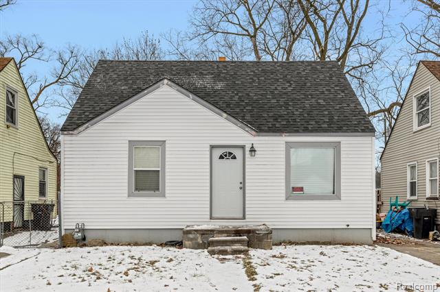 front view picture of 19935 Lindsay St Street, Detroit, MI. 48235