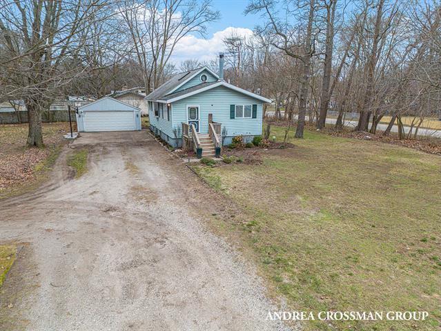 front view picture of 14877 160Th Avenue, Grand Haven, MI. 49417