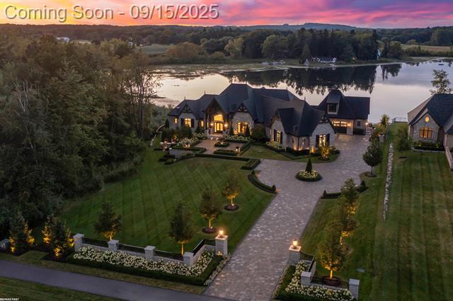 front view picture of 5715 Cusick Lake Drive, Washington, MI. 48095