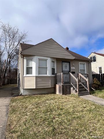 front view picture of 18037 Ferguson Street, Detroit, MI. 48235