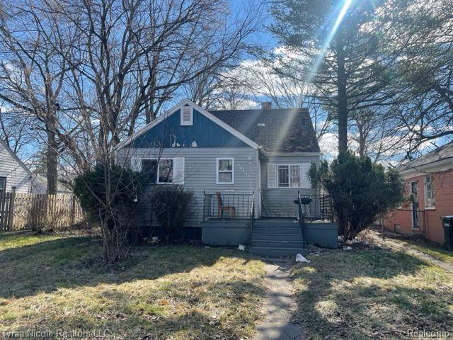 front view picture of 19431 Lyndon Street, Detroit, MI. 48223