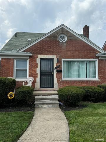 front view picture of 14919 E Fairmount Drive S, Detroit, MI. 48205