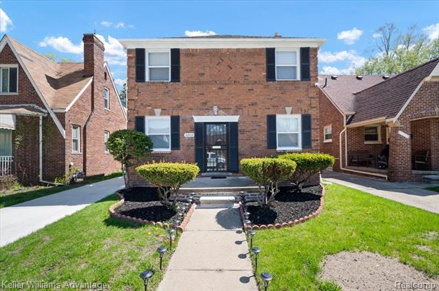 front view picture of 16902 Mendota Street, Detroit, MI. 48221