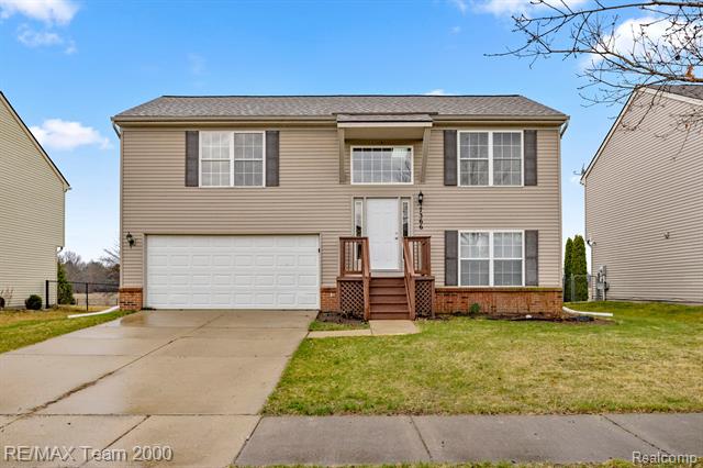 front view picture of 7366 Maplelawn Drive, Ypsilanti, MI. 48197