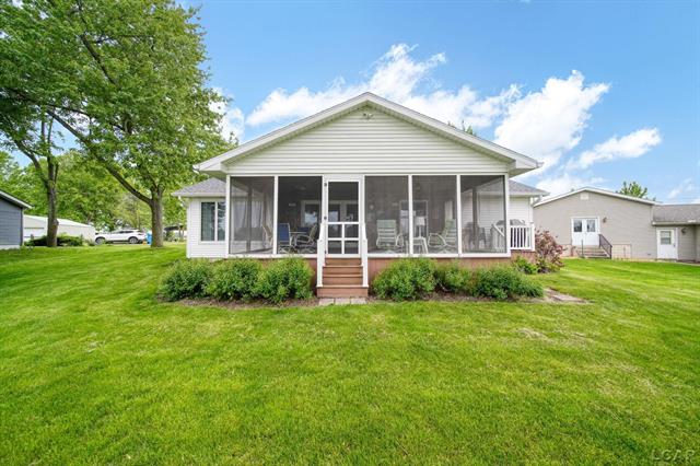 front view picture of 227 Lake View Drive, Hudson, MI. 49247