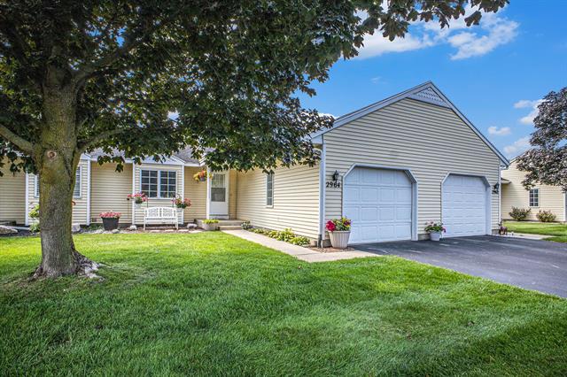 front view picture of 2964 Parkside Drive, Jenison, MI. 49428