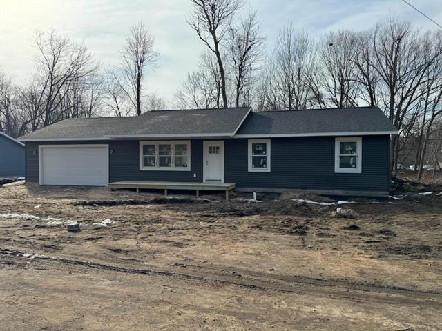front view picture of 3657 Waalkes Street, Muskegon, MI. 49444