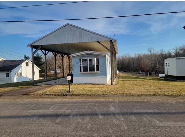 front view picture of 325 W Main Street, Burlington, MI. 49029