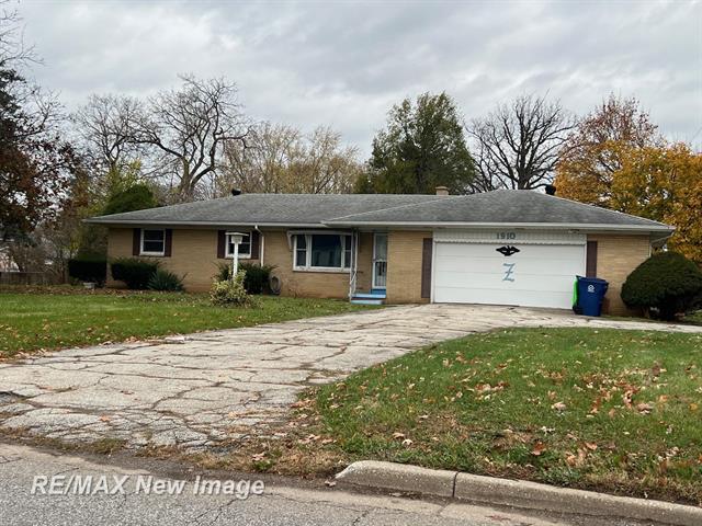 front view picture of 1910 Weiss Street, Saginaw, MI. 48602