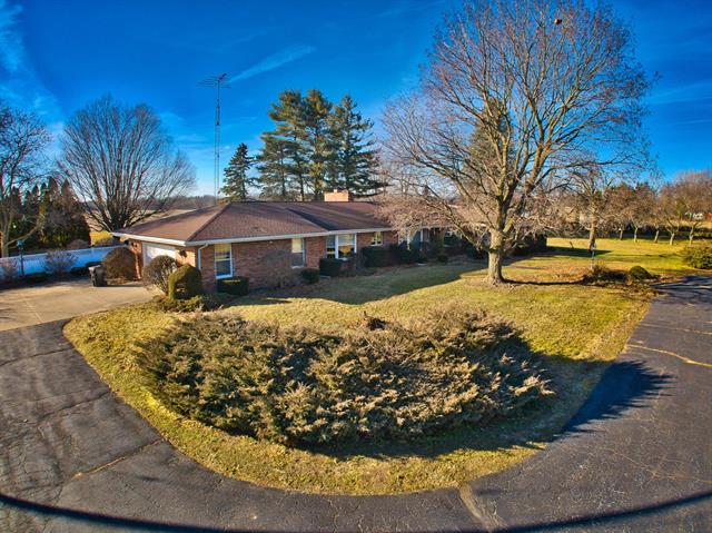 front view picture of 1120 Marshall Road, Tekonsha, MI. 49092