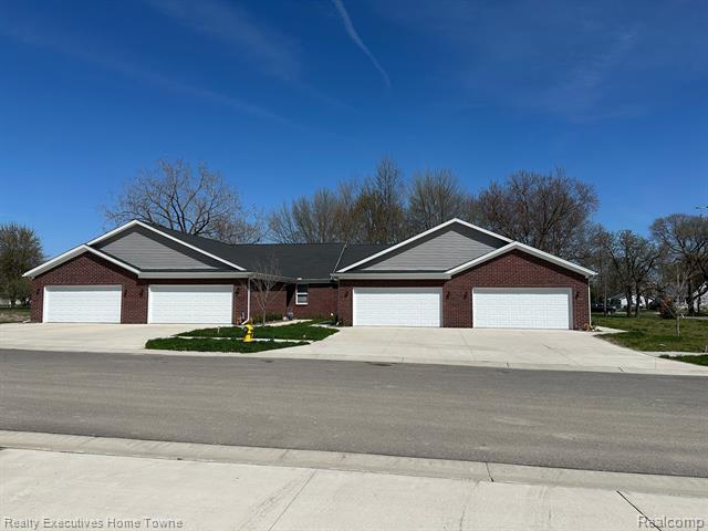 front view picture of 302 Hidden Harbor, Marine City, MI. 48039