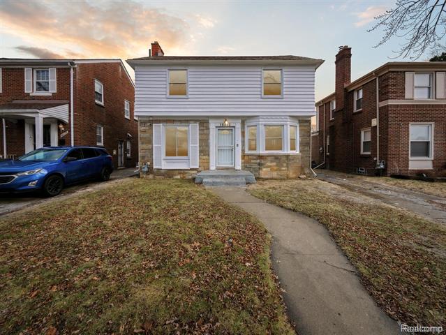 front view picture of 18212 Sorrento Street, Detroit, MI. 48235