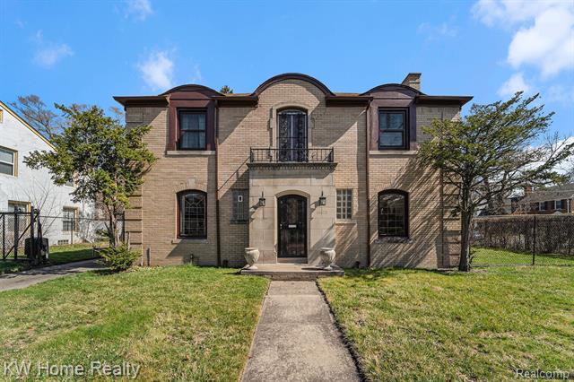 front view picture of 18100 San Juan Drive, Detroit, MI. 48221