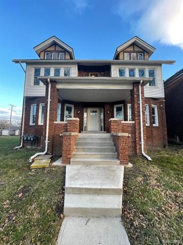 front view picture of 2925 Hogarth Street, Detroit, MI. 48206