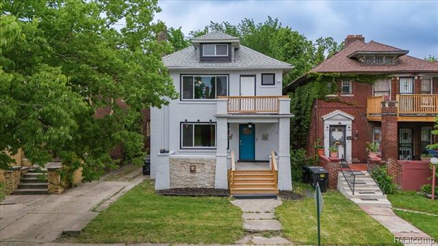 front view picture of 2270 W Philadelphia Street, Detroit, MI. 48206
