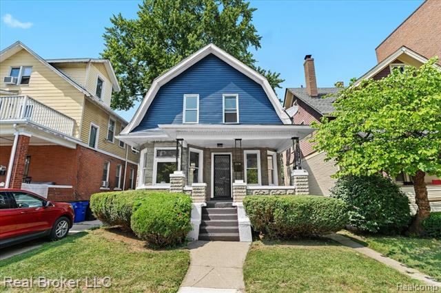 front view picture of 1174 Seward Street, Detroit, MI. 48202
