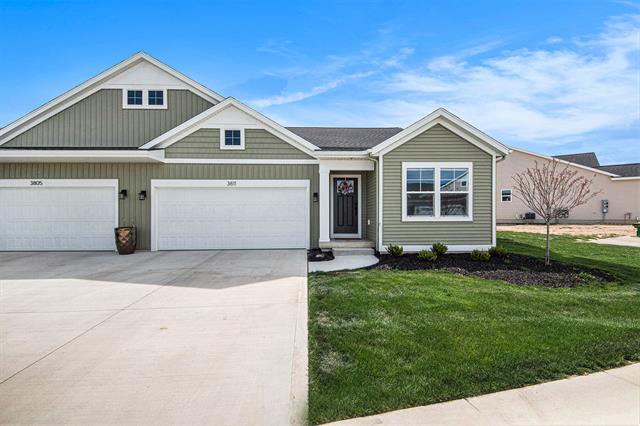 front view picture of 3811 Highbury Drive, Grandville, MI. 49418