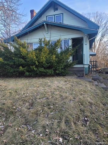 front view picture of 606 Stewart Avenue, Flint, MI. 48505