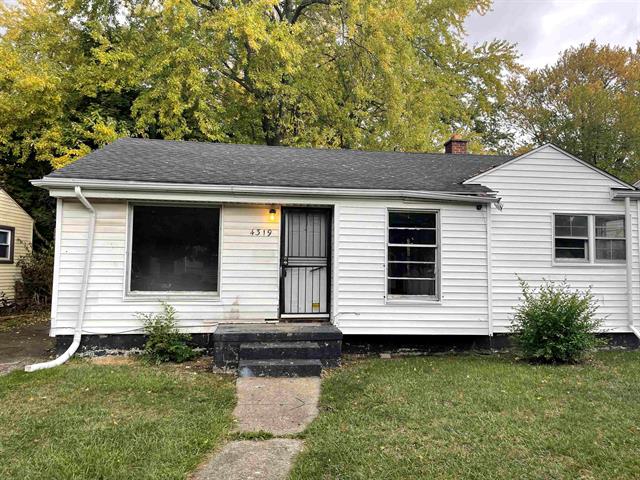front view picture of 4319 Greenlawn, Flint, MI. 48504
