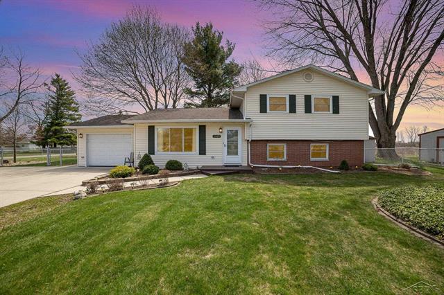 front view picture of 2615 Yosemite, Saginaw, MI. 48603