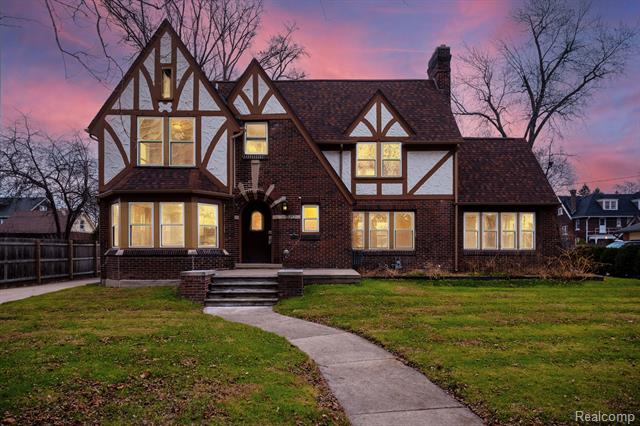 front view picture of 520 Fiske, Detroit, MI. 48214