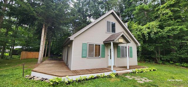 front view picture of 3398 S Tower Hill Road, Houghton Lake, MI. 48629