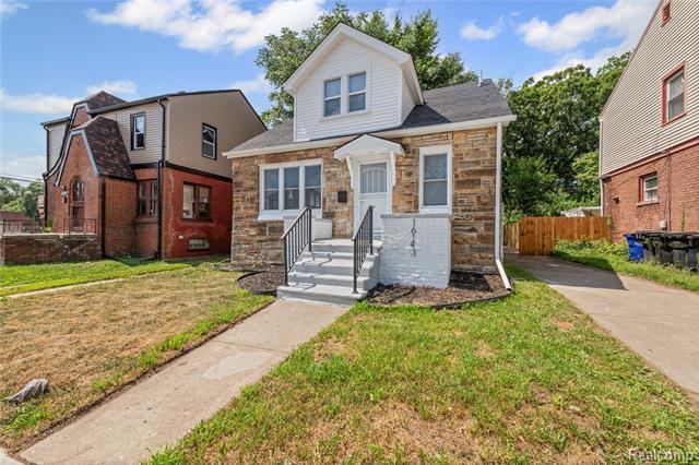 front view picture of 16143 Steel Street, Detroit, MI. 48235