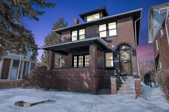 front view picture of 2550 Lamothe Street, Detroit, MI. 48206