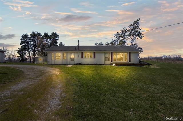 front view picture of 10610 N Adrian Highway, Tecumseh, MI. 49286