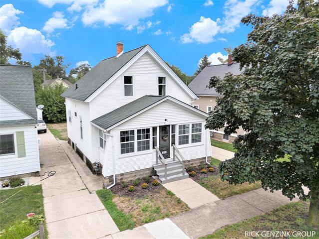front view picture of 299 W 18Th Street, Holland, MI. 49423