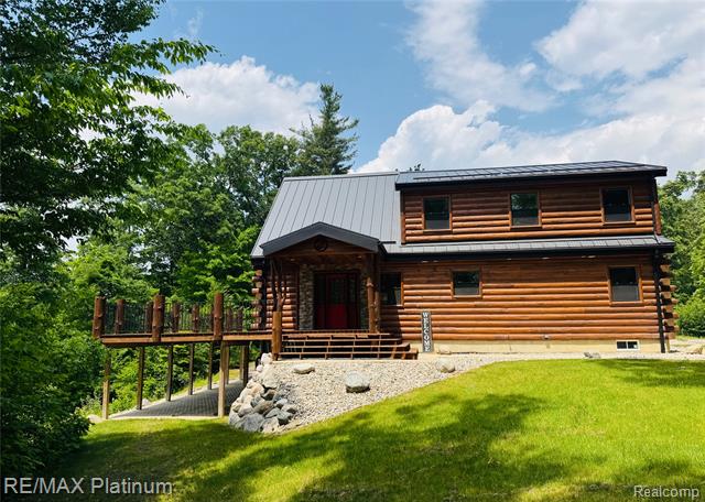 front view picture of 3199 N Loop Court, Middleville, MI. 49333