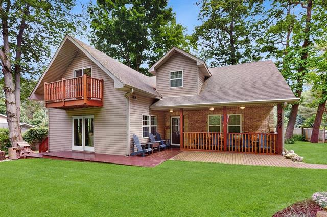 front view picture of 3067 Birch Avenue, Coloma, MI. 49038