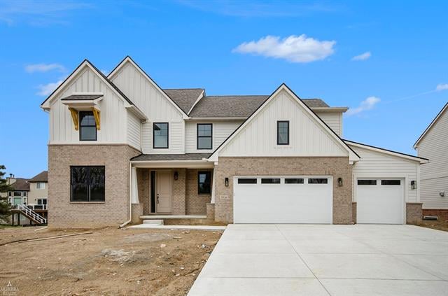 front view picture of 3316 Waldon Ridge Drive, Lake Orion, MI. 48359