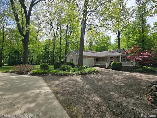 front view picture of 2451 Hog Creek Road, Allen, MI. 49227