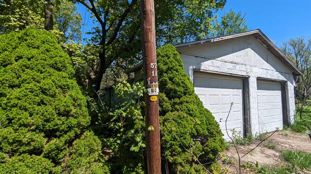 front view picture of 1580 E Hammett Road, Hart, MI. 49420