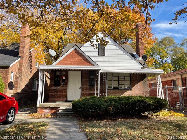 front view picture of 16620 Robson Street, Detroit, MI. 48235