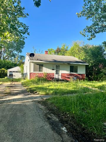front view picture of 1810 Polly Street, Flint, MI. 48505