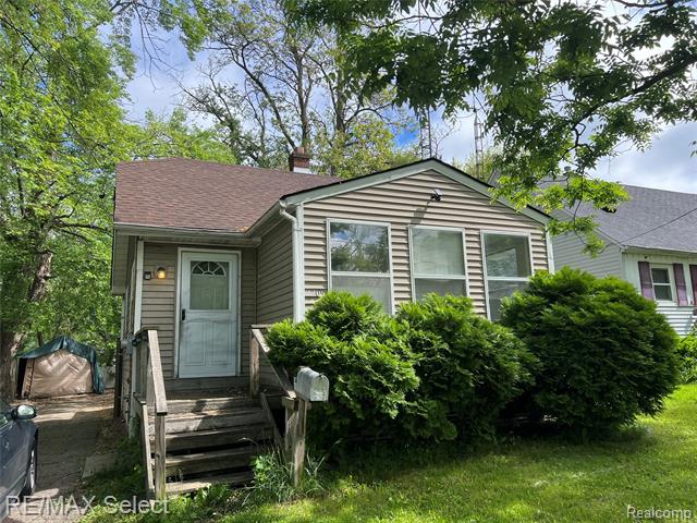 front view picture of 2209 Kentucky Avenue, Flint, MI. 48506