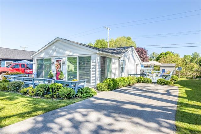 front view picture of 7355 Kilkare, Lexington, MI. 48450