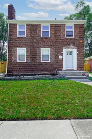front view picture of 243 Newport, Detroit, MI. 48215