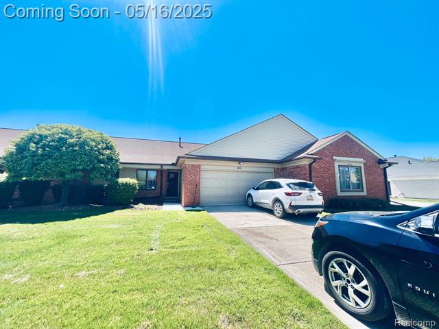 front view picture of 20502 Pine Meadow Drive, Clinton Township, MI. 48036